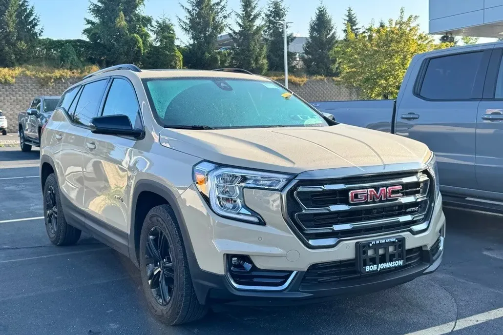 2022 Gmc Terrain AT4 photo 1