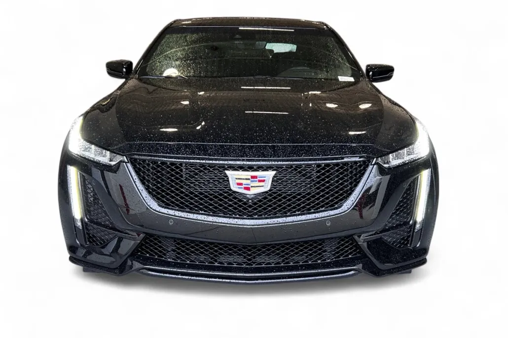 2024 Cadillac CT5 V photo 1