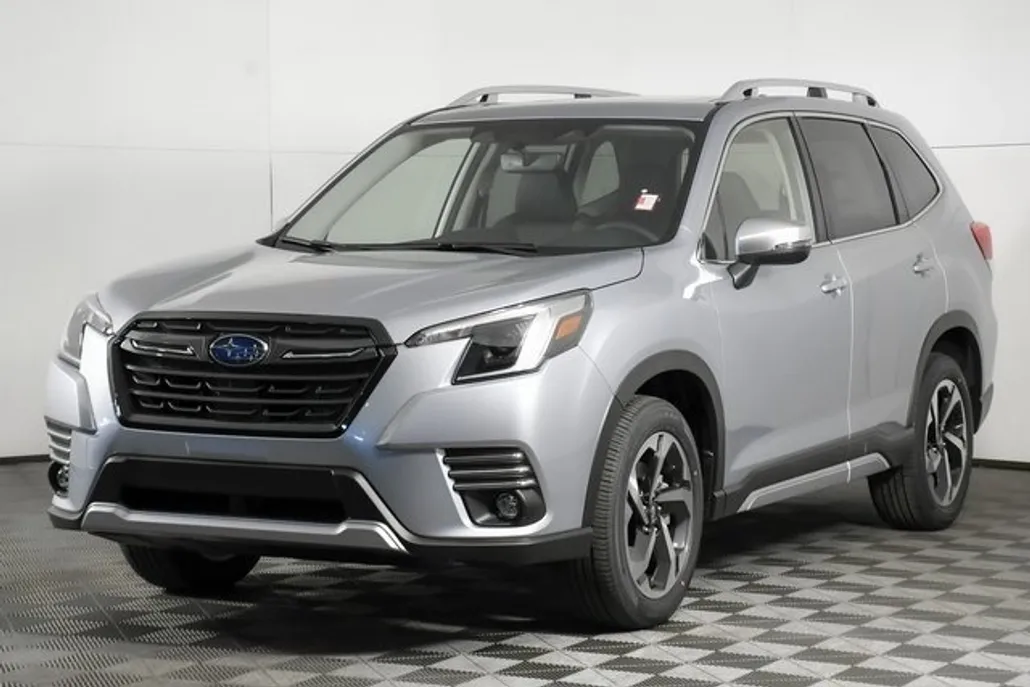 2024 Subaru Forester Touring photo 1