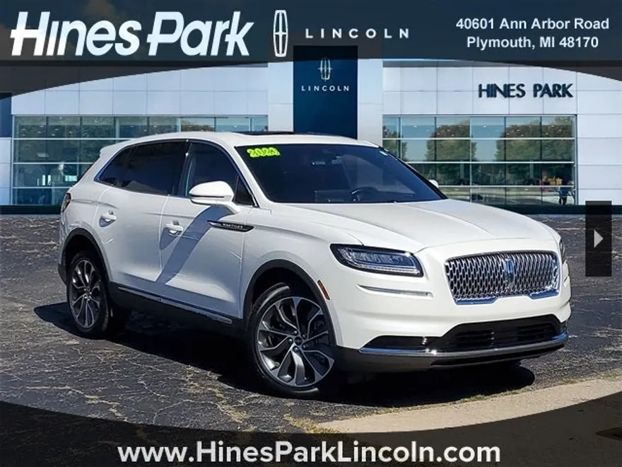 2023 Lincoln Nautilus Reserve photo 1