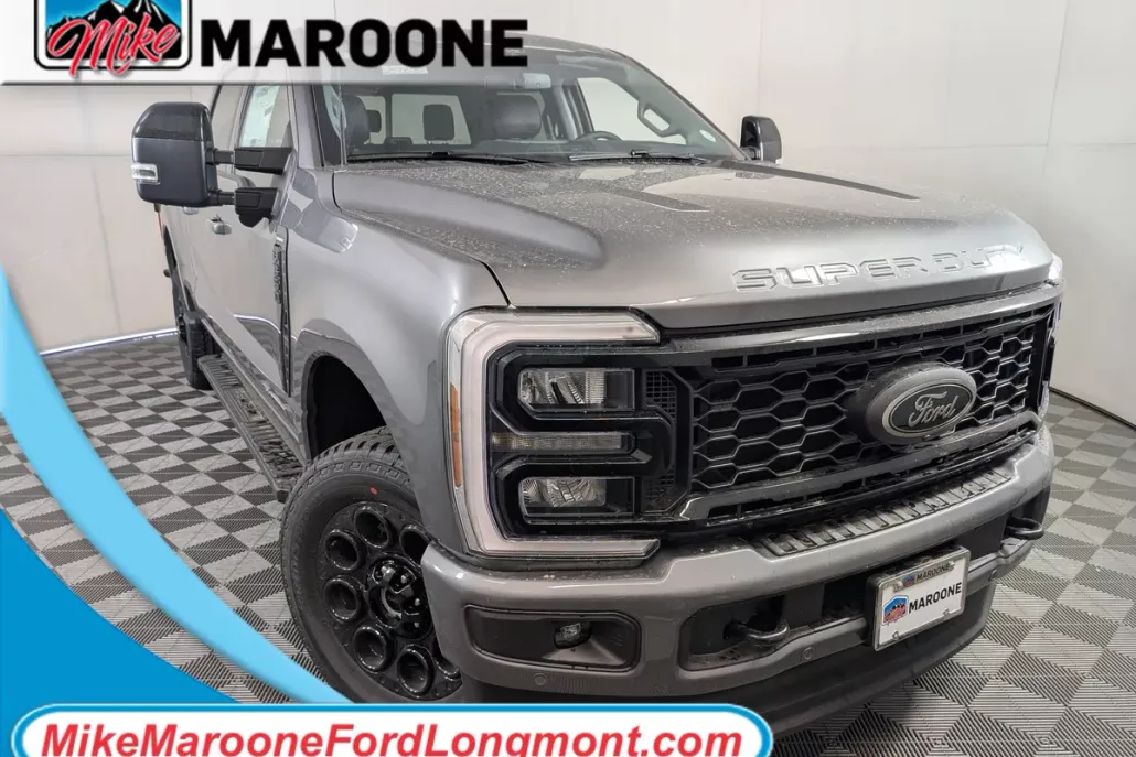 2025 Ford F-350 Lariat photo 1