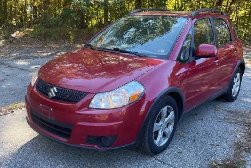 2012 Suzuki SX4 photo 1