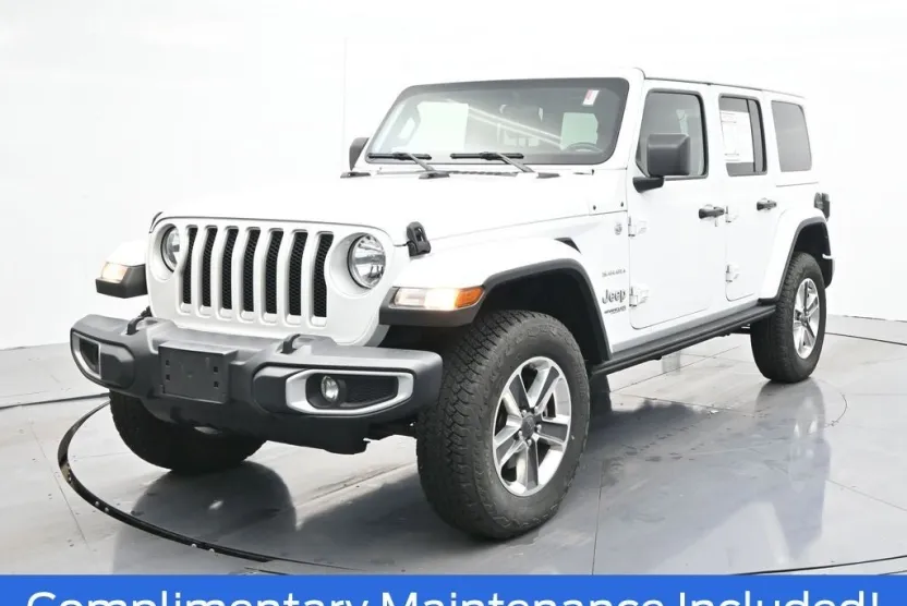 2021 Jeep Wrangler Unlimited Sahara photo 1