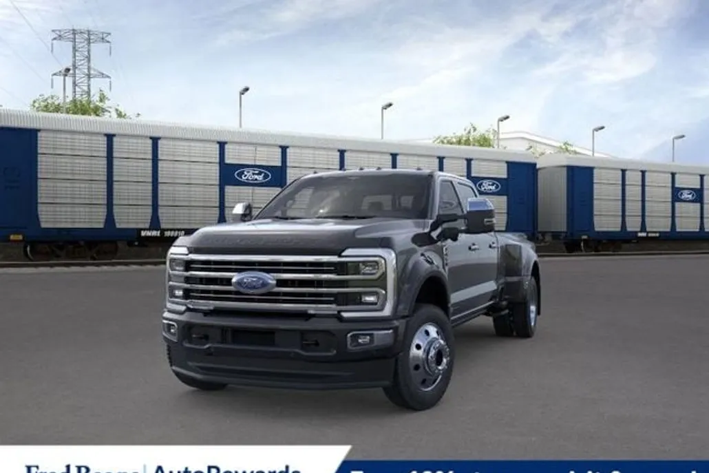2026 Ford F-450 photo 1