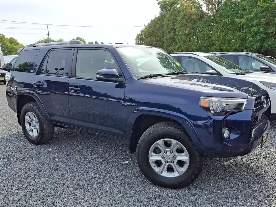 2020 Toyota 4Runner SR5 Premium photo 1