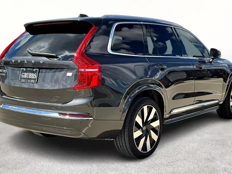 2023 Volvo XC90 Recharge Ultimate photo 1