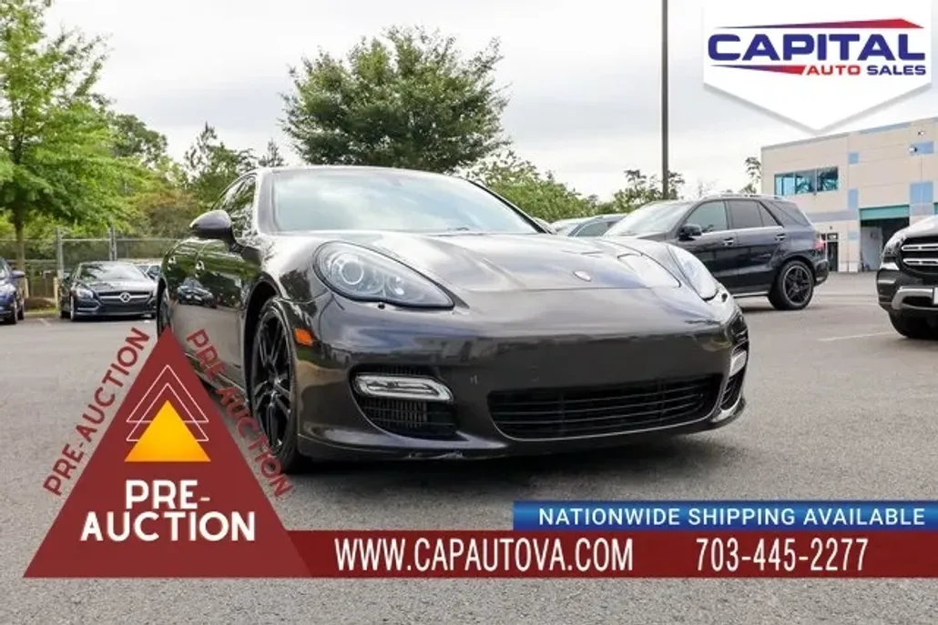 2012 Porsche Panamera Turbo photo 1