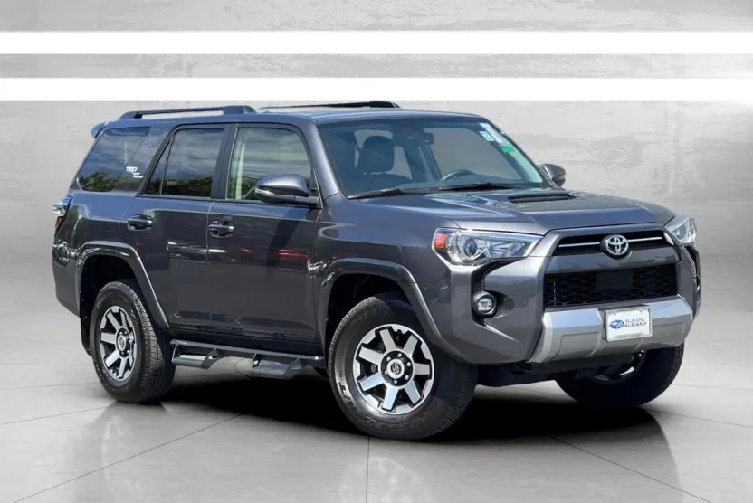2023 Toyota 4Runner TRD Off-Road Premium photo 1