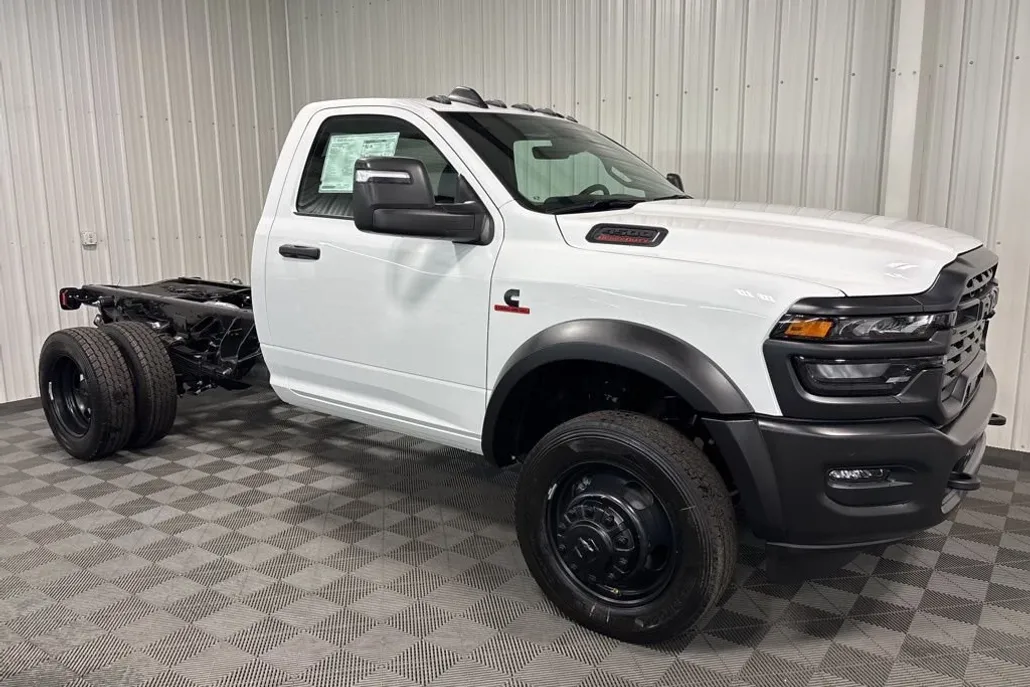 2026 Ram 4500 Tradesman photo 1