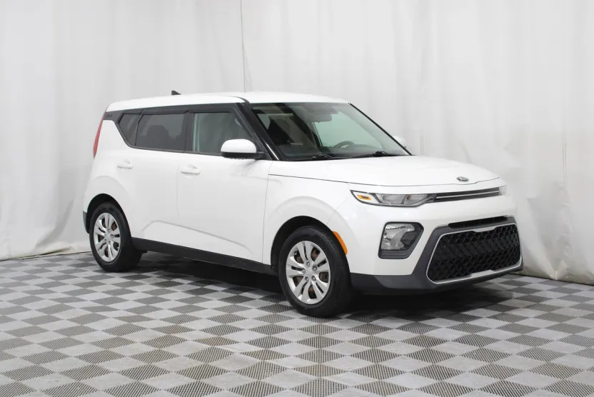 2020 Kia Soul LX photo 1
