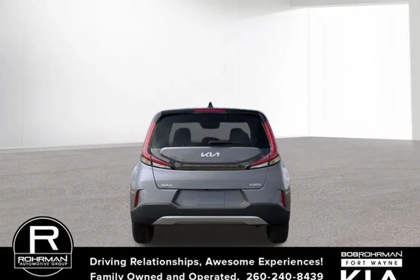 2025 Kia Soul EX photo 1