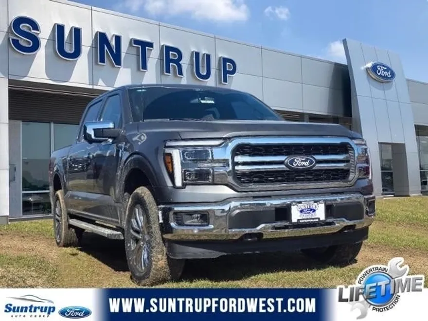 2025 Ford F-150 Lariat photo 1