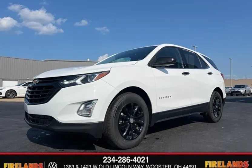 2019 Chevrolet Equinox LT photo 1