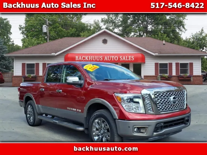 2018 Nissan Titan Crew Cab S photo 1