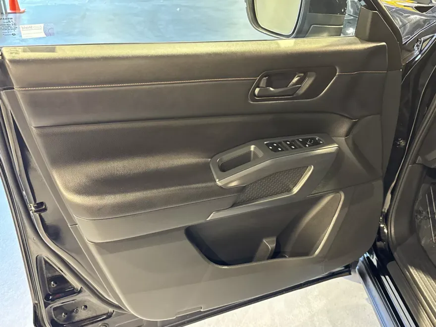 2023 Nissan Pathfinder Rock Creek photo 1