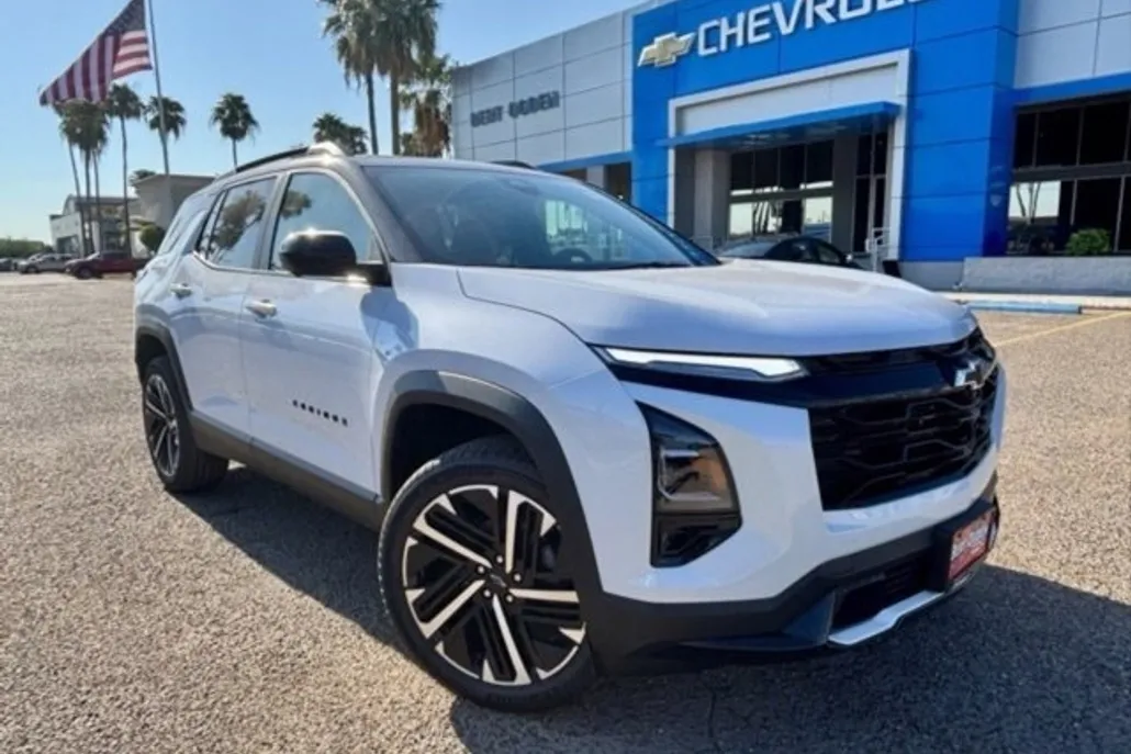 2026 Chevrolet Equinox RS photo 1