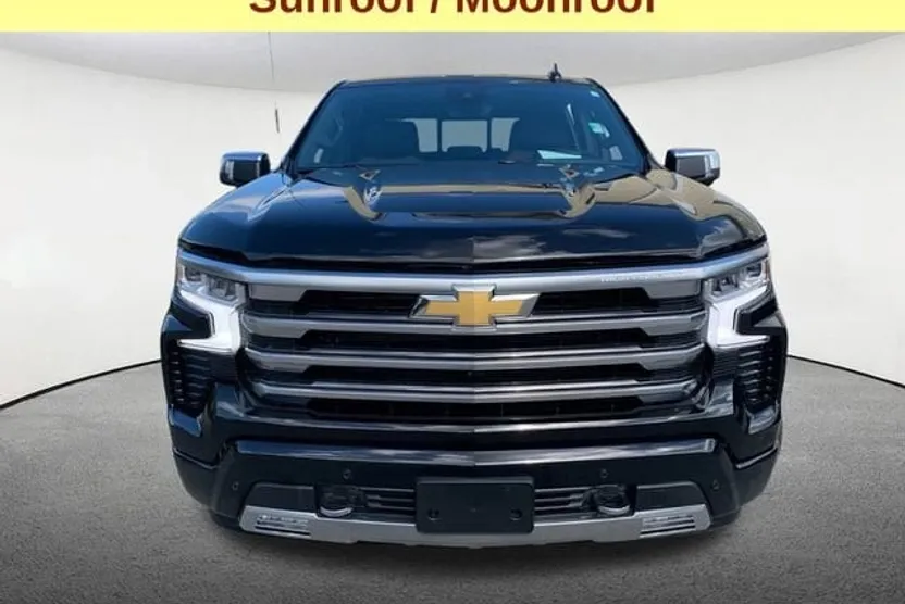 2024 Chevrolet Silverado 1500 High Country photo 1