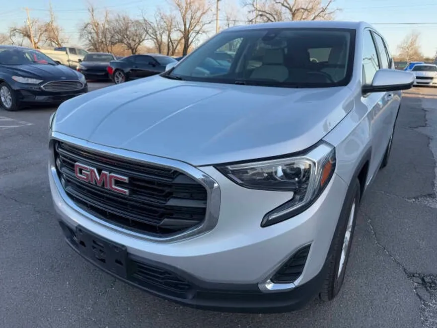 2021 Gmc Terrain SLE photo 1