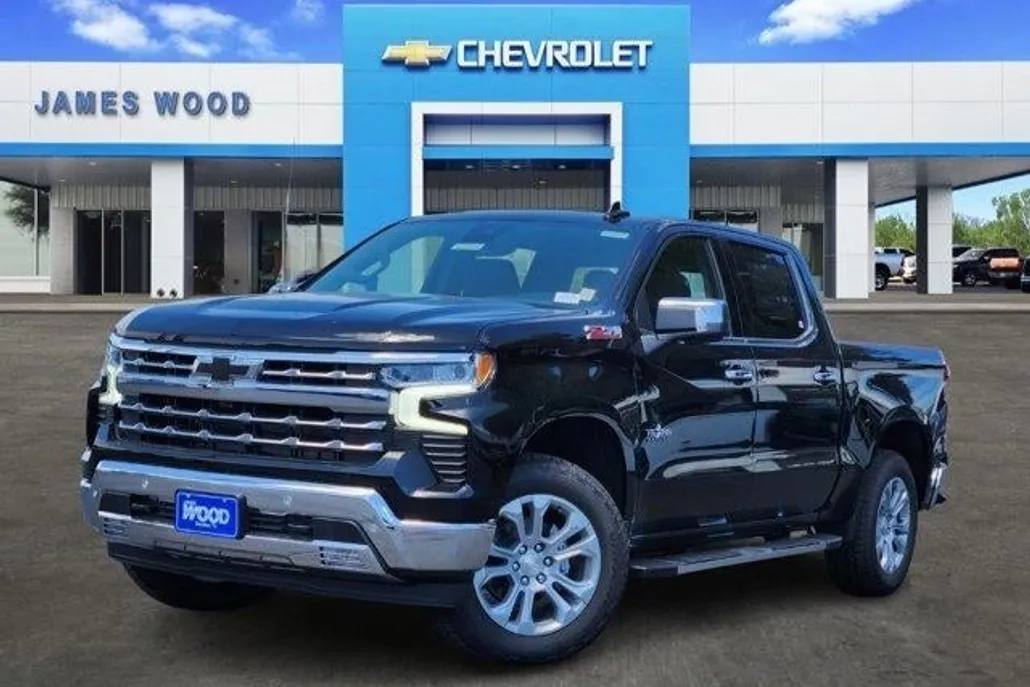 2025 Chevrolet Silverado 1500 LTZ photo 1