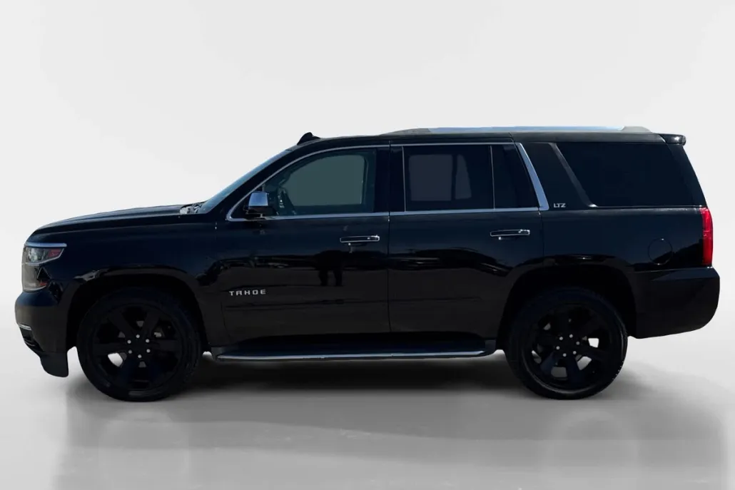 2016 Chevrolet Tahoe LTZ photo 1