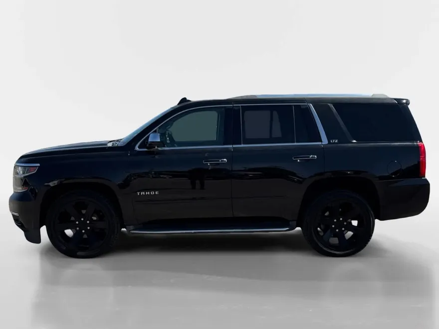 2016 Chevrolet Tahoe LTZ photo 1