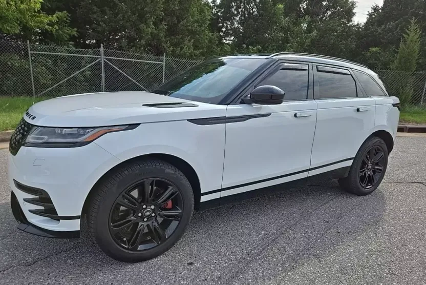 2023 Land Rover Range Rover Velar R-Dynamic S photo 1