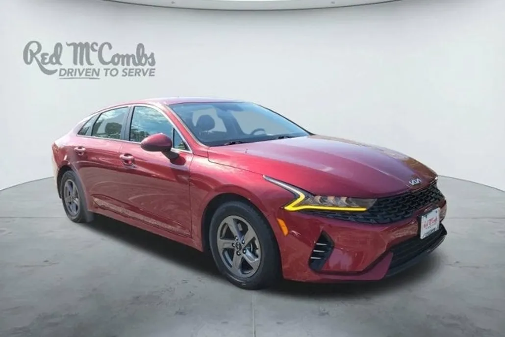 2023 Kia K5 LXS photo 1