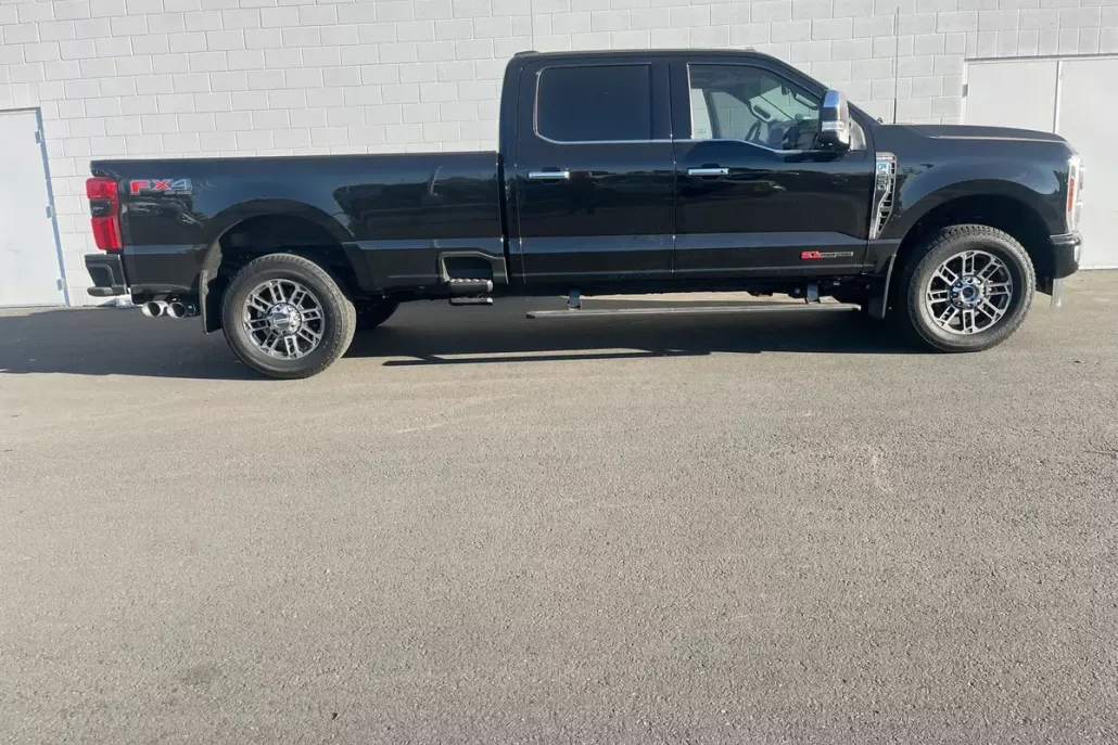 2024 Ford F-250 Limited photo 1