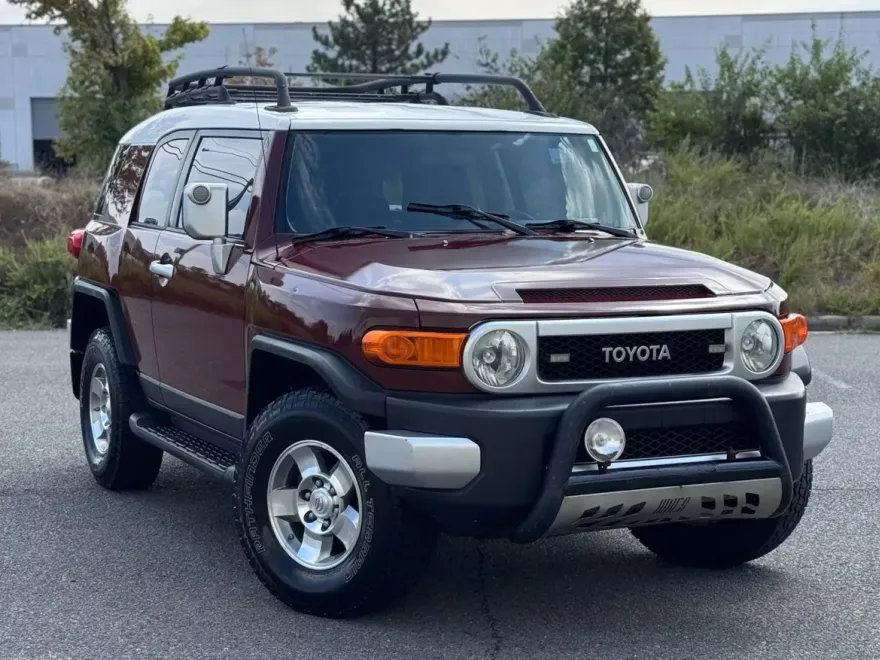 2008 Toyota FJ Cruiser Base photo 1