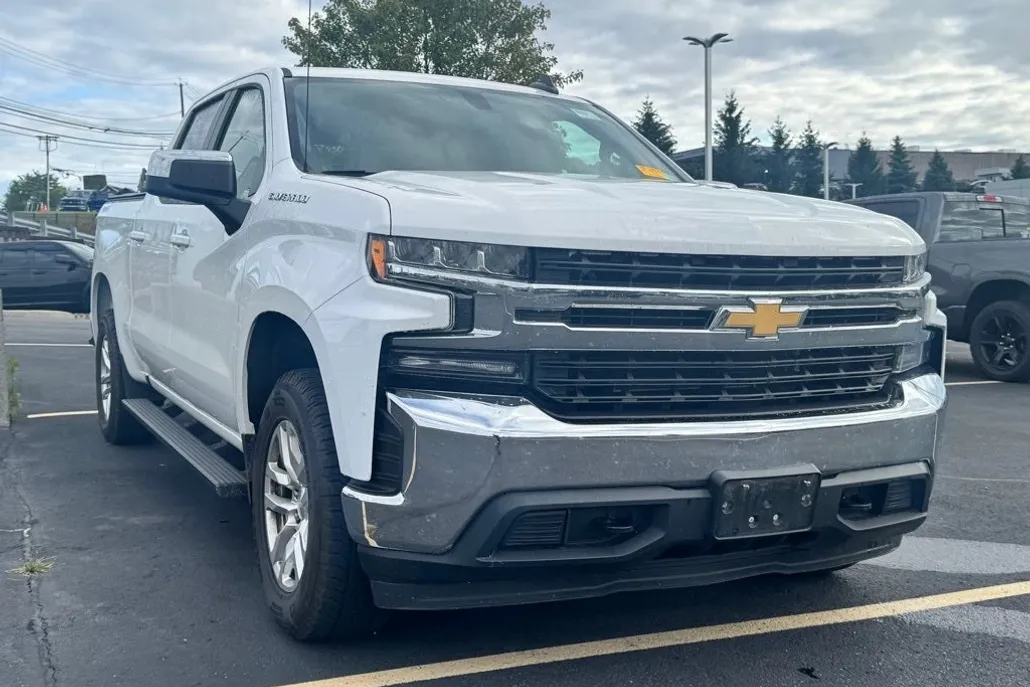 2020 Chevrolet Silverado 1500 LT photo 1