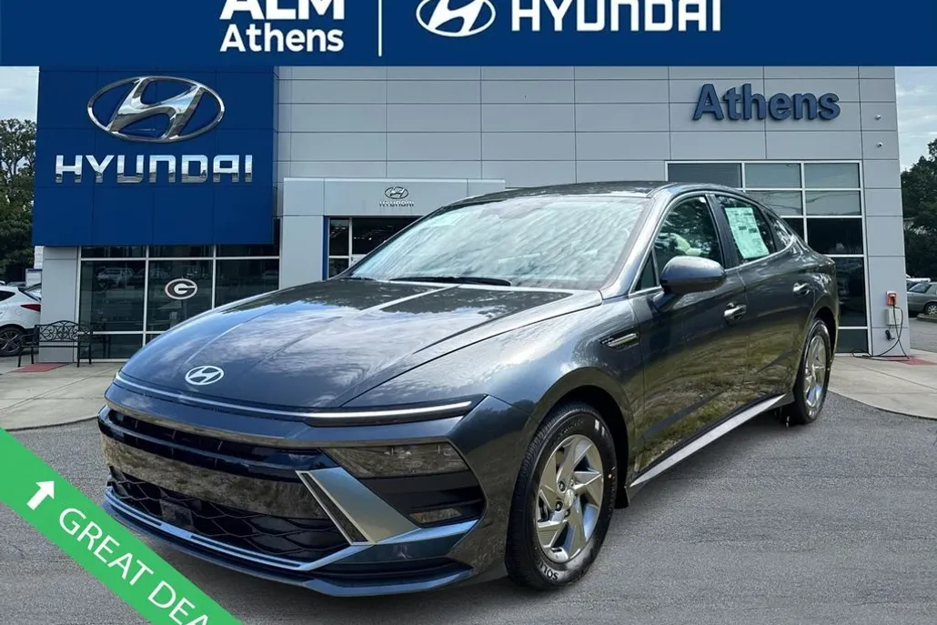 2025 Hyundai Sonata SE photo 1