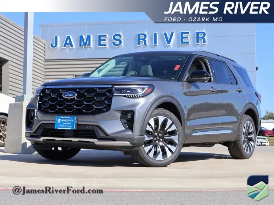 2025 Ford Explorer Platinum photo 1