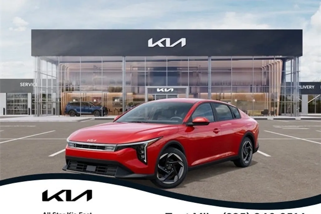 2025 Kia K4 EX photo 1