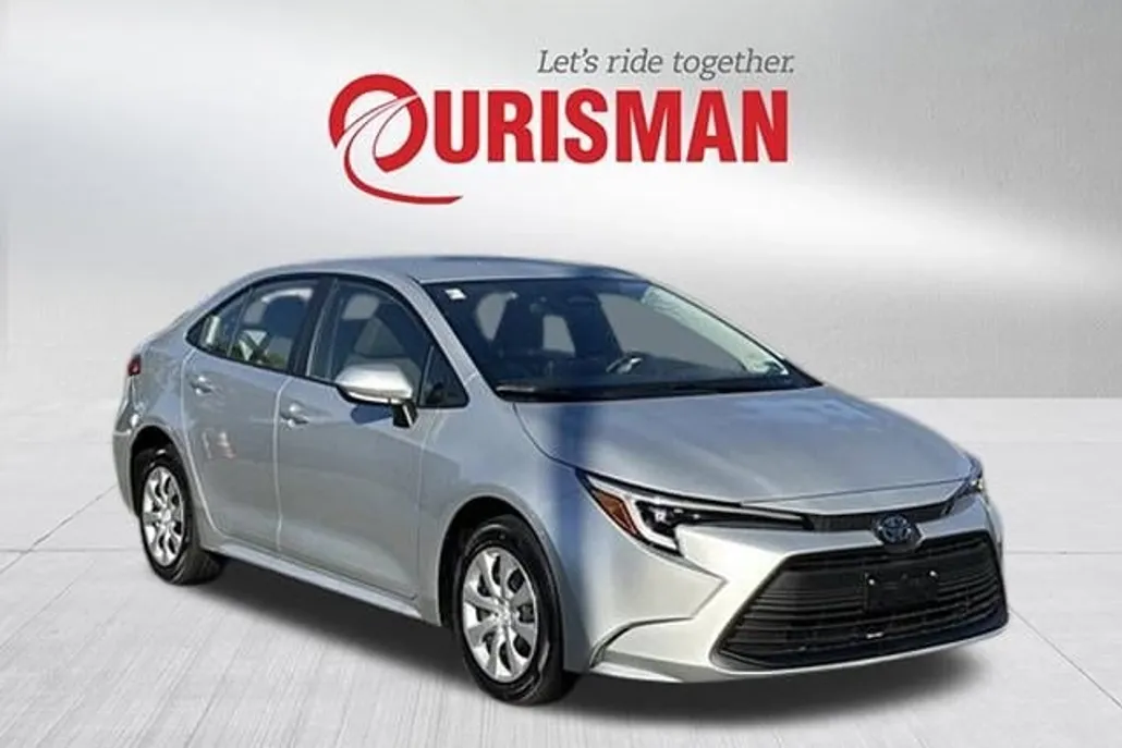 2025 Toyota Corolla Hybrid LE photo 1