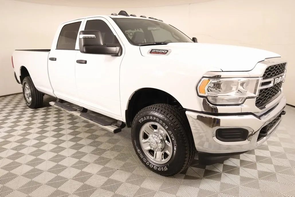 2024 Ram 2500 Tradesman photo 1