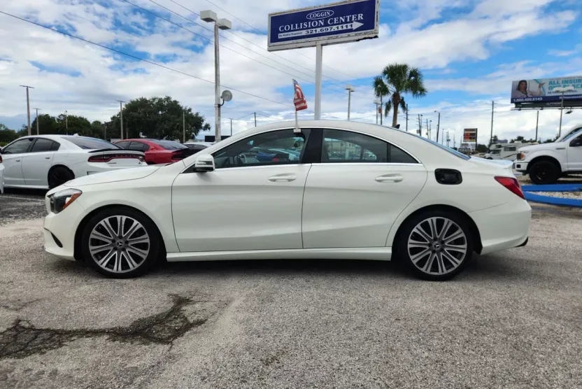 2018 Mercedes Benz CLA 250 photo 1