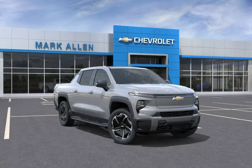 2026 Chevrolet Silverado EV LT photo 1