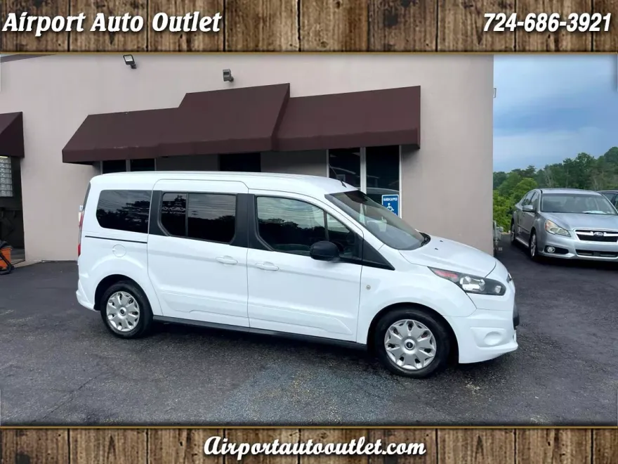 2015 Ford Transit Connect Wagon XLT photo 1