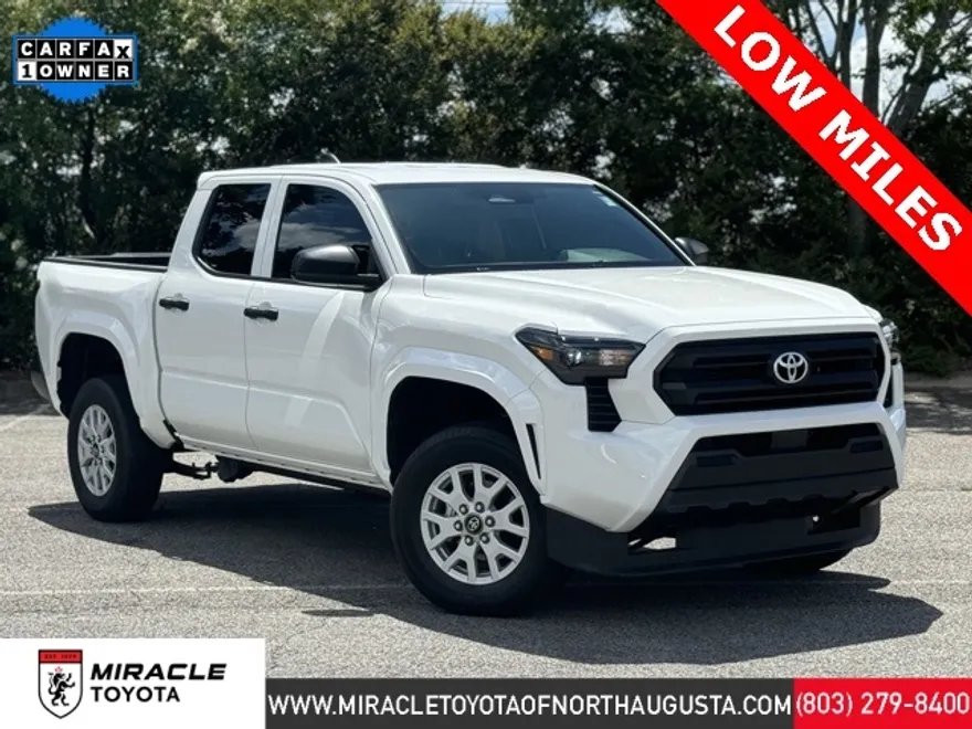 2024 Toyota Tacoma SR photo 1
