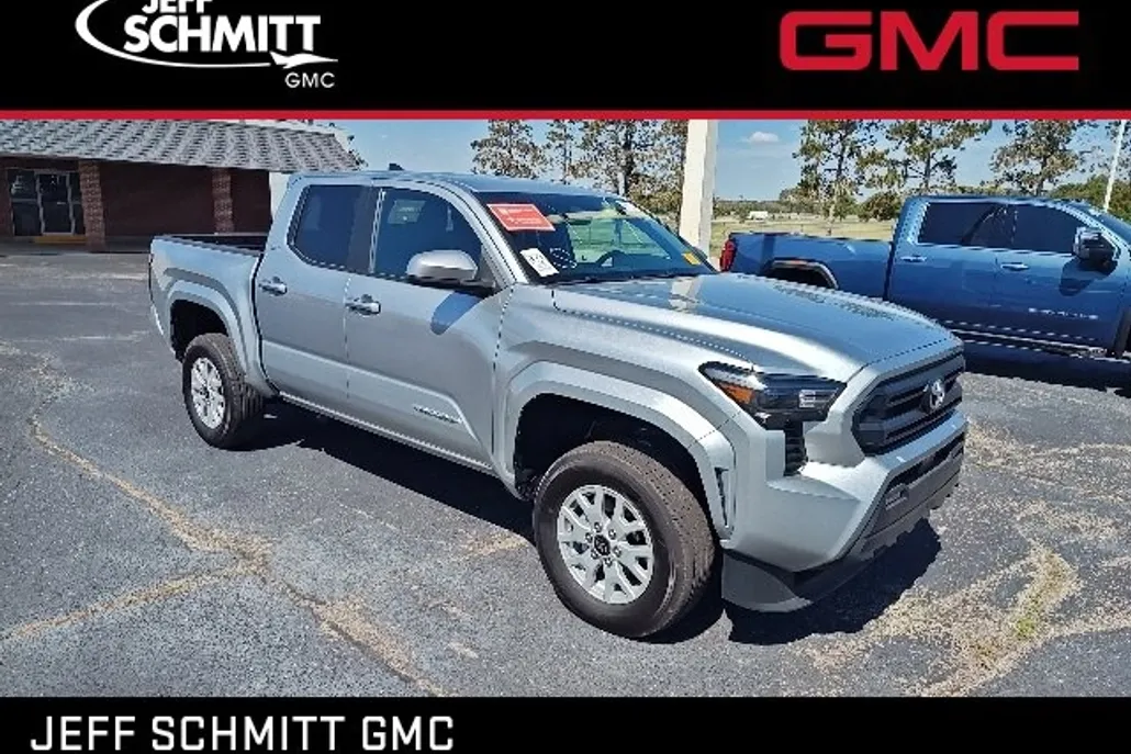 2024 Toyota Tacoma SR5 photo 1