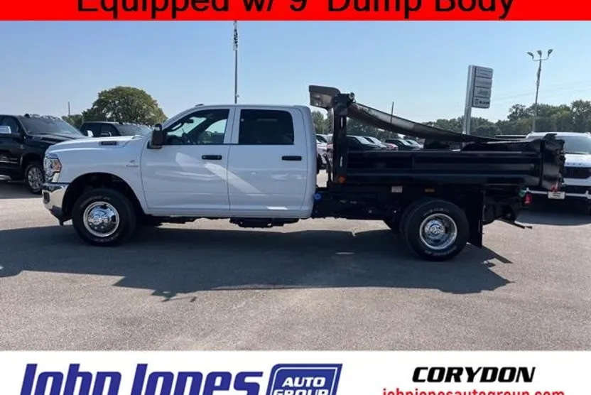 2024 Ram 3500 Tradesman photo 1