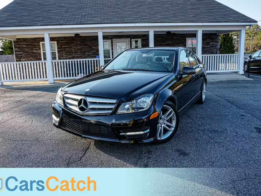 2013 Mercedes Benz C Luxury photo 1