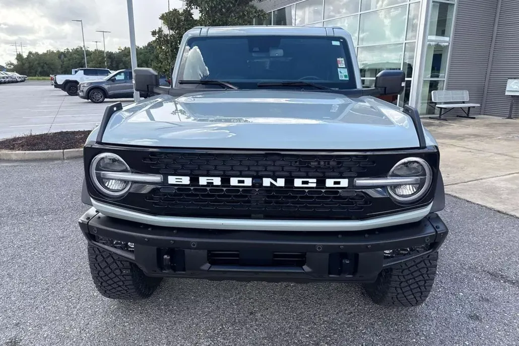 2023 Ford Bronco Wildtrak photo 1