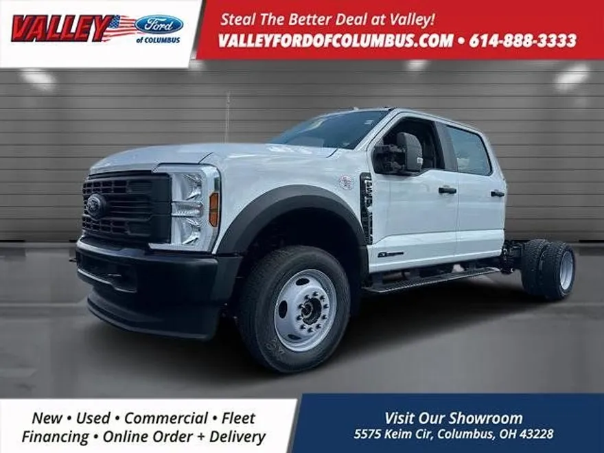 2025 Ford F-550 photo 1