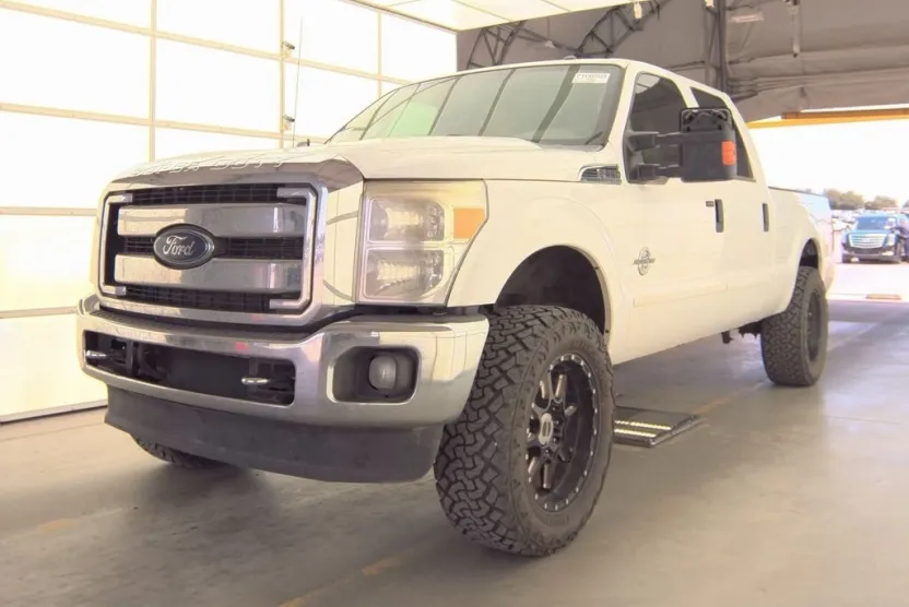 2015 Ford F-250 XLT photo 1