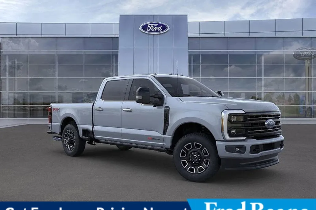2025 Ford F-250 Platinum photo 1