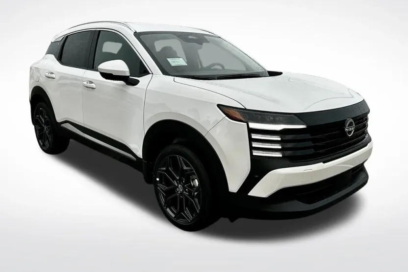 2025 Nissan Kicks SR photo 1