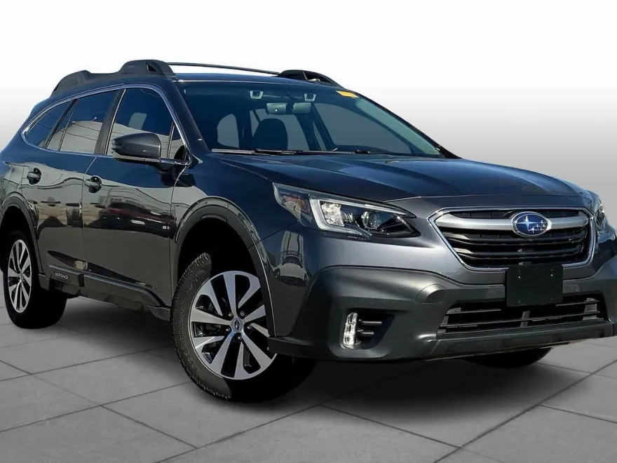2022 Subaru Outback Premium photo 1
