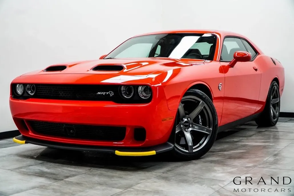 2023 Dodge Challenger SRT8 Hellcat photo 1