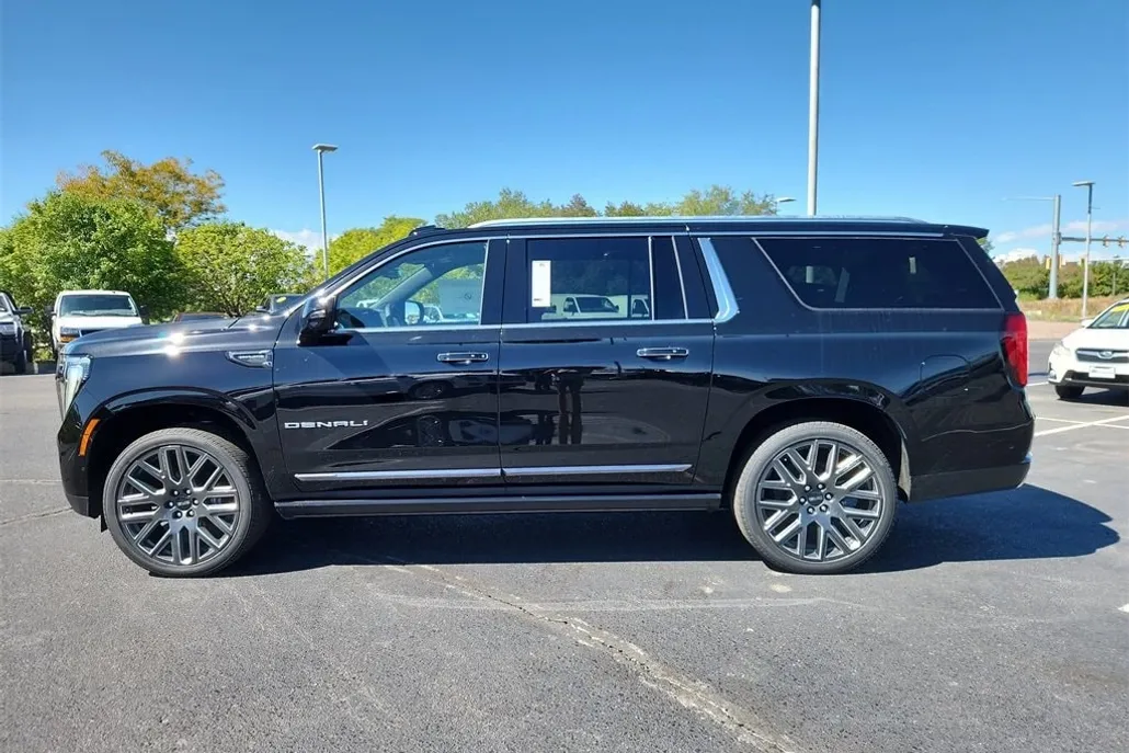 2026 Gmc Yukon XL Denali Ultimate photo 1